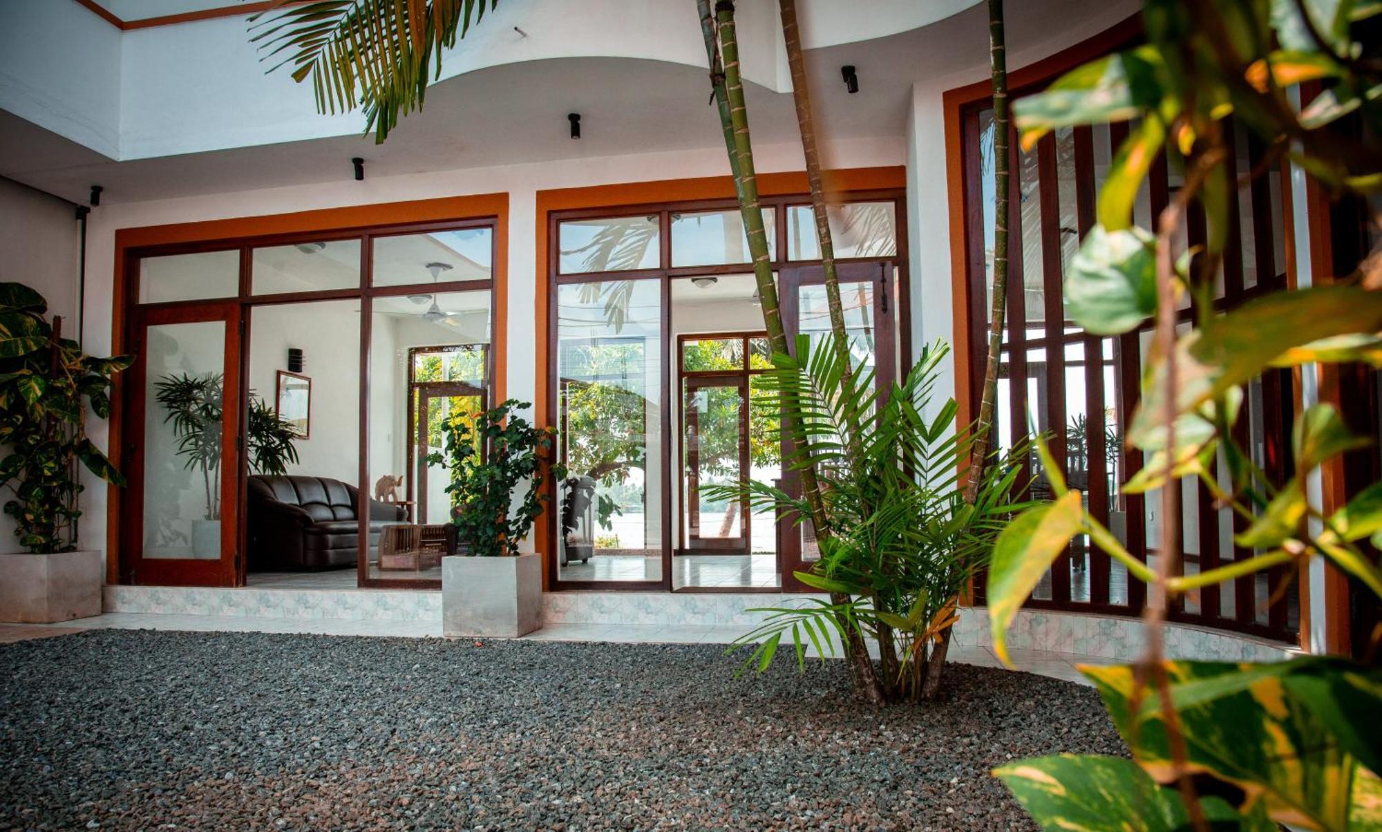 Riverside Inn Fuji Bentota Esterno foto