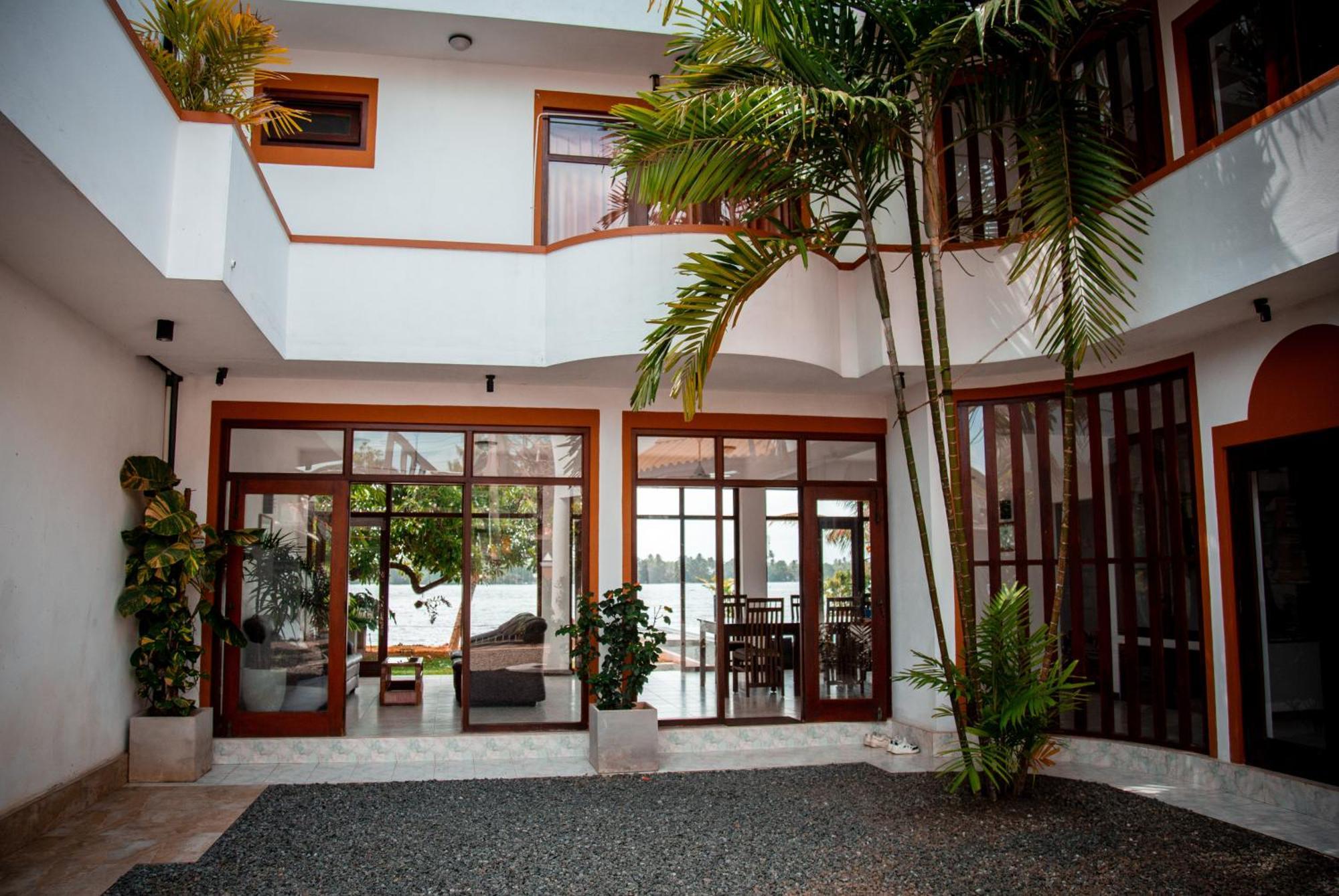 Riverside Inn Fuji Bentota Esterno foto