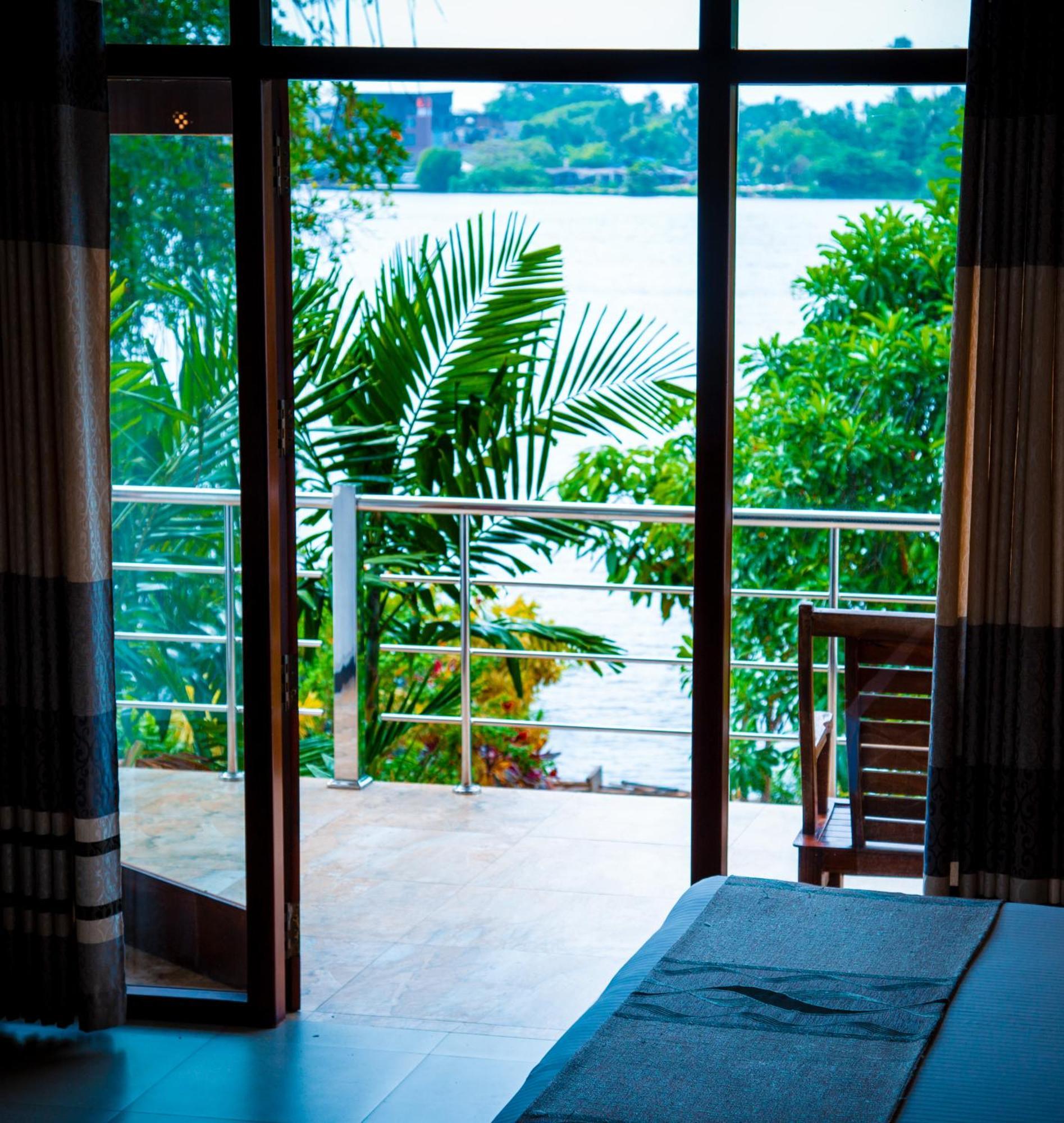 Riverside Inn Fuji Bentota Esterno foto